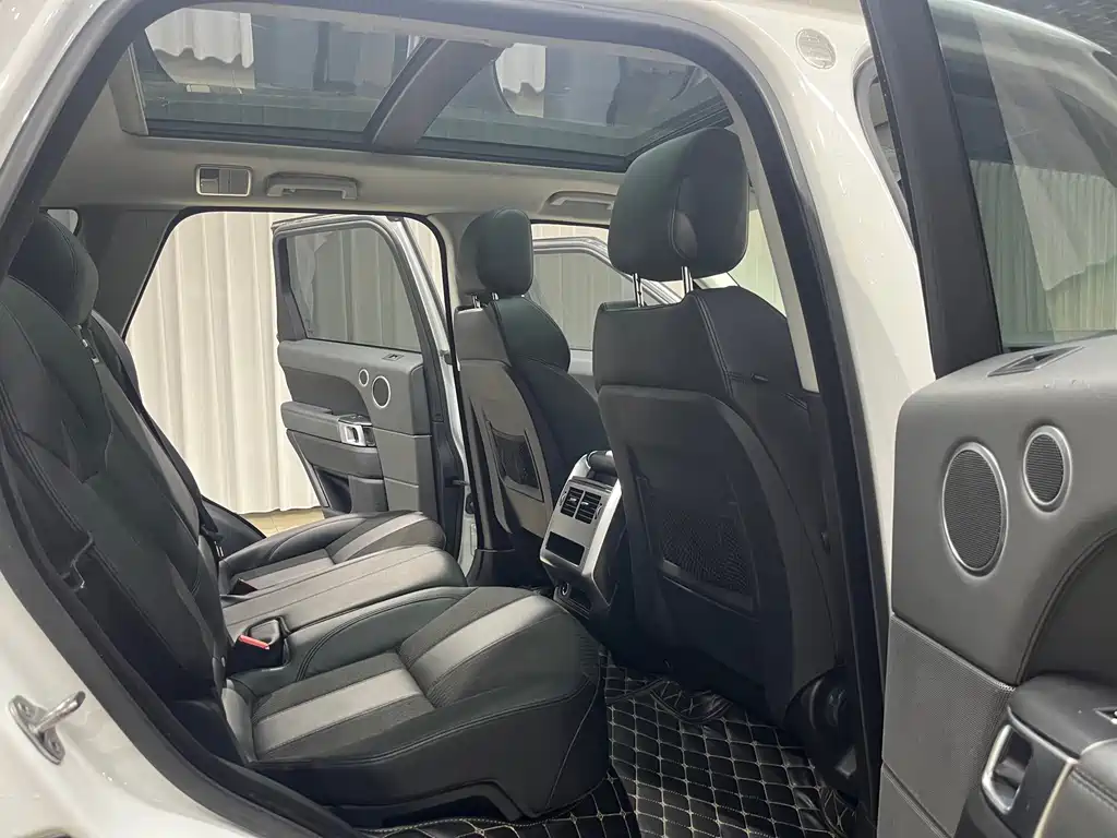 Land Rover Sport — миниатюра 11