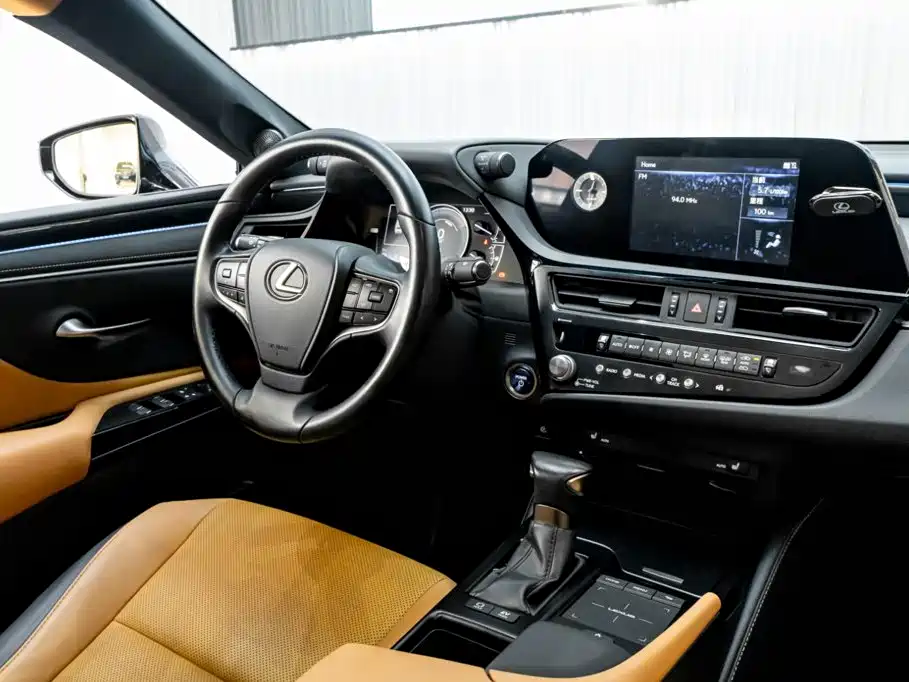 Lexus ES — миниатюра 28