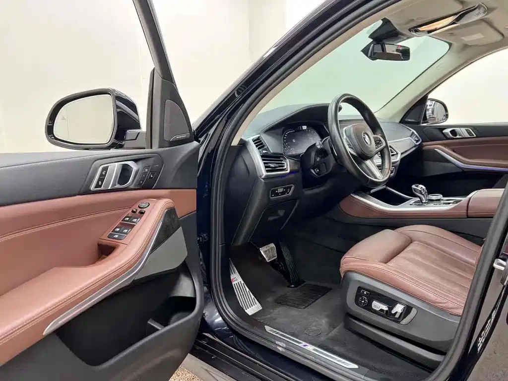 BMW X5 (Import) — миниатюра 10