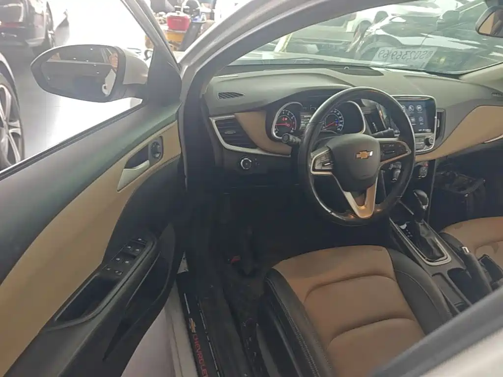 Chevrolet Monza — миниатюра 16