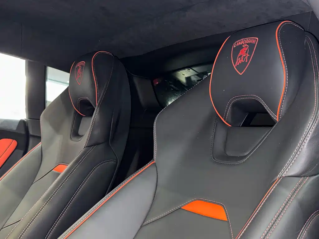 LAMBORGHINI HURACÁN