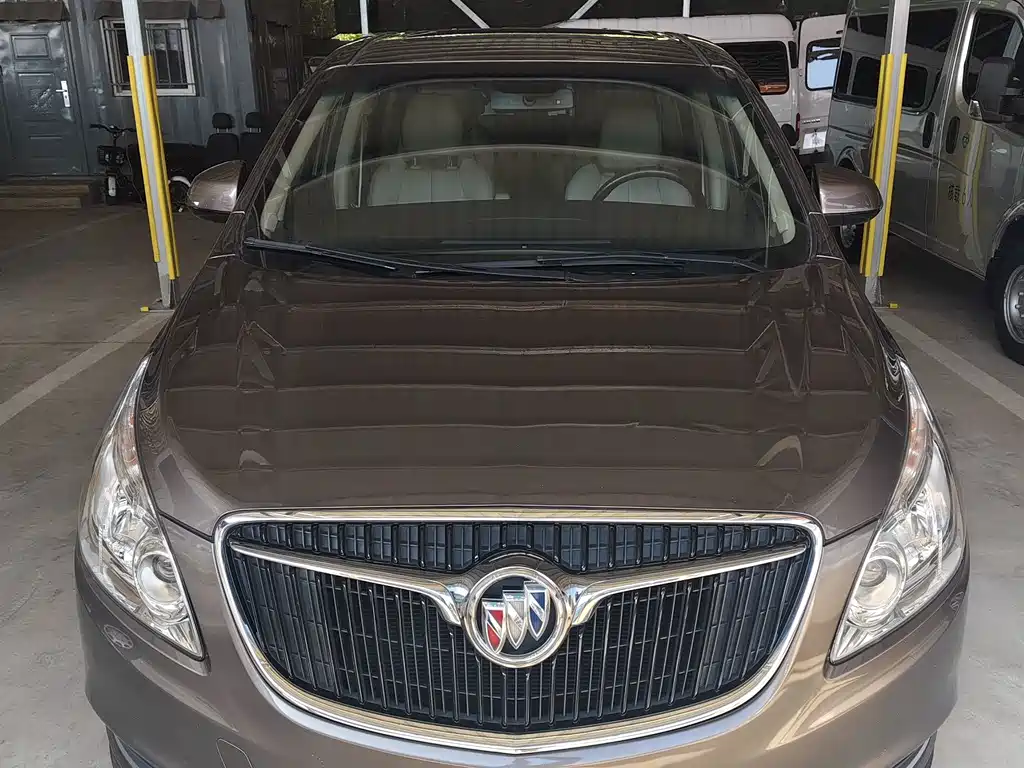 Buick GL8