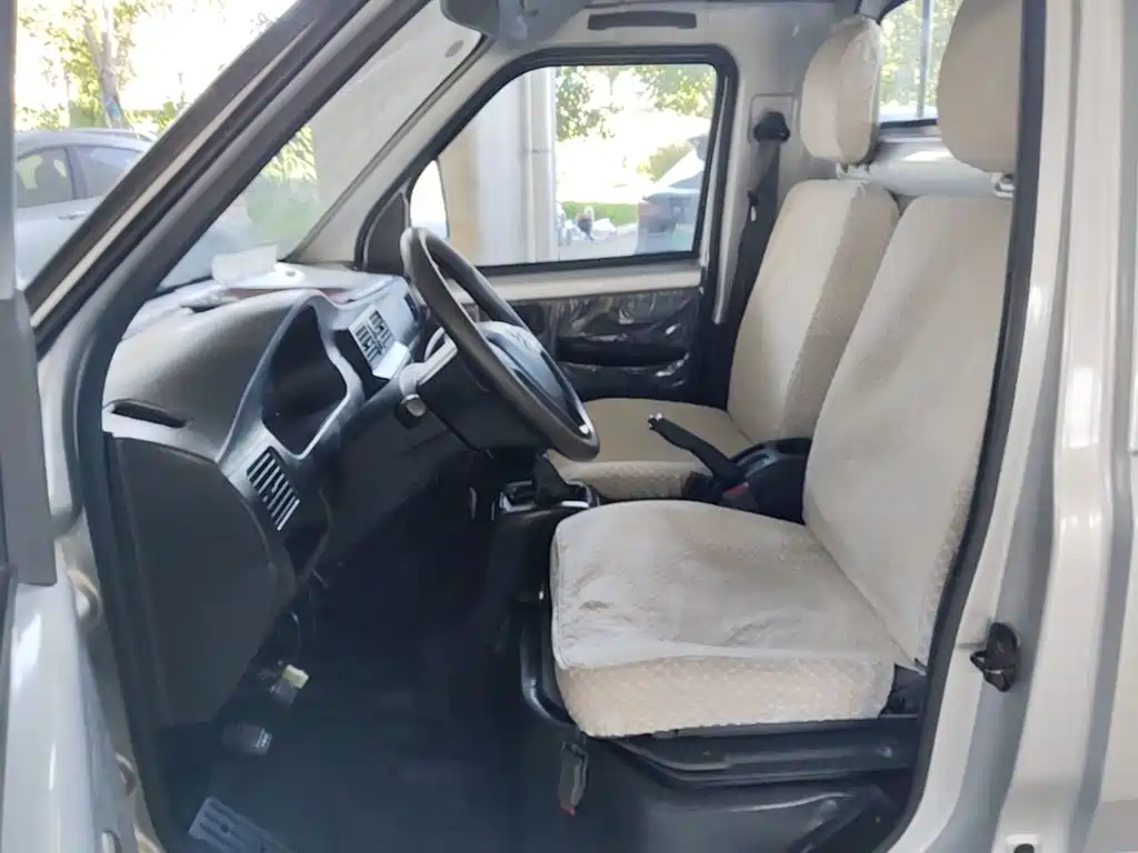 Wuling Rongguang Mini Truck — миниатюра 15