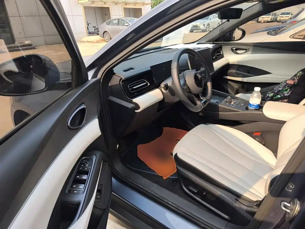 BYD Seal 06 — миниатюра 16