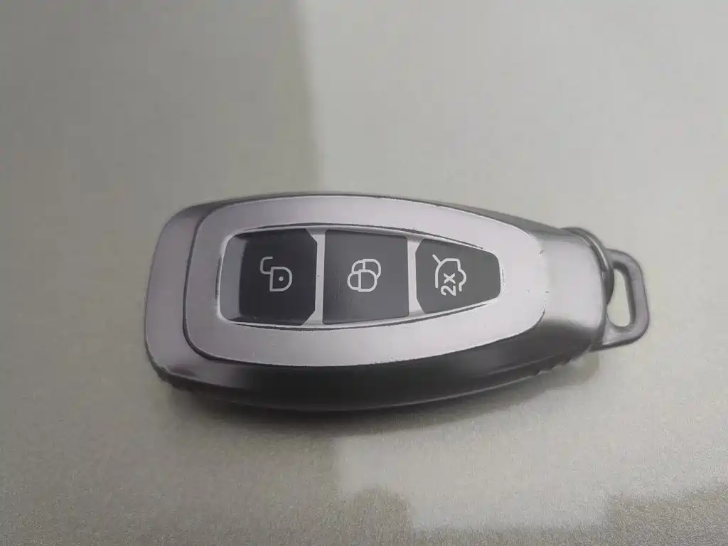 Ford Kuga — миниатюра 19