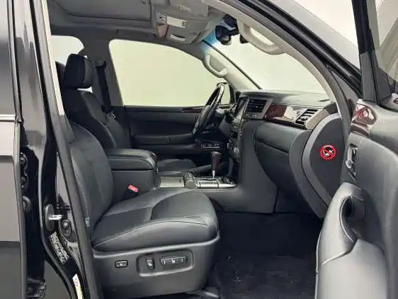 Lexus LX — миниатюра 6