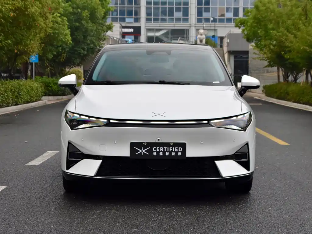 XPeng P5 — миниатюра 4