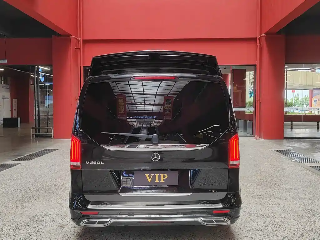 Mercedes-Benz V-Class — миниатюра 5