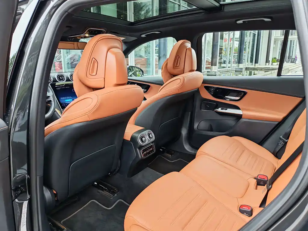 Mercedes-Benz GLC — миниатюра 16