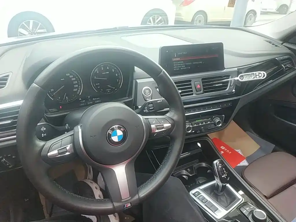 BMW 1 Series — миниатюра 10