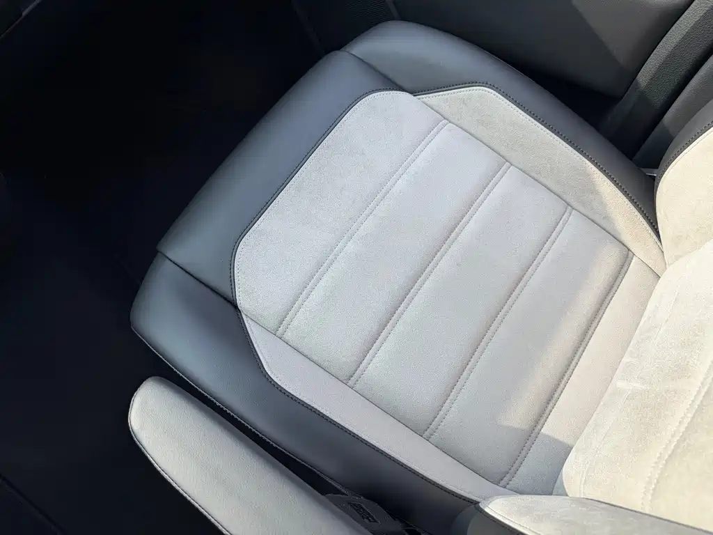 Volkswagen Multivan — миниатюра 13