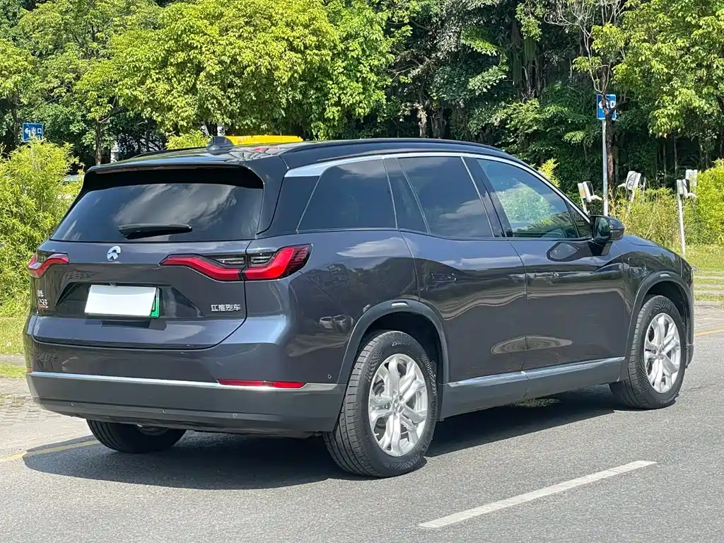 NIO ES8 — миниатюра 22