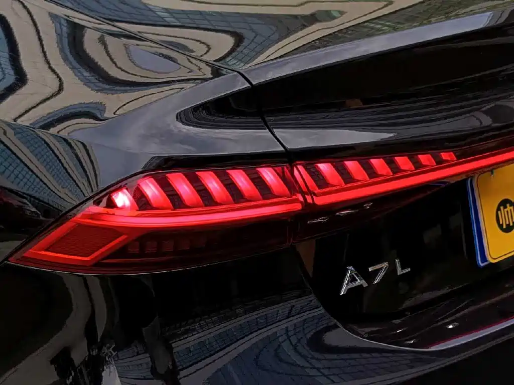 Audi A7L 2024 45 TFSI quattro