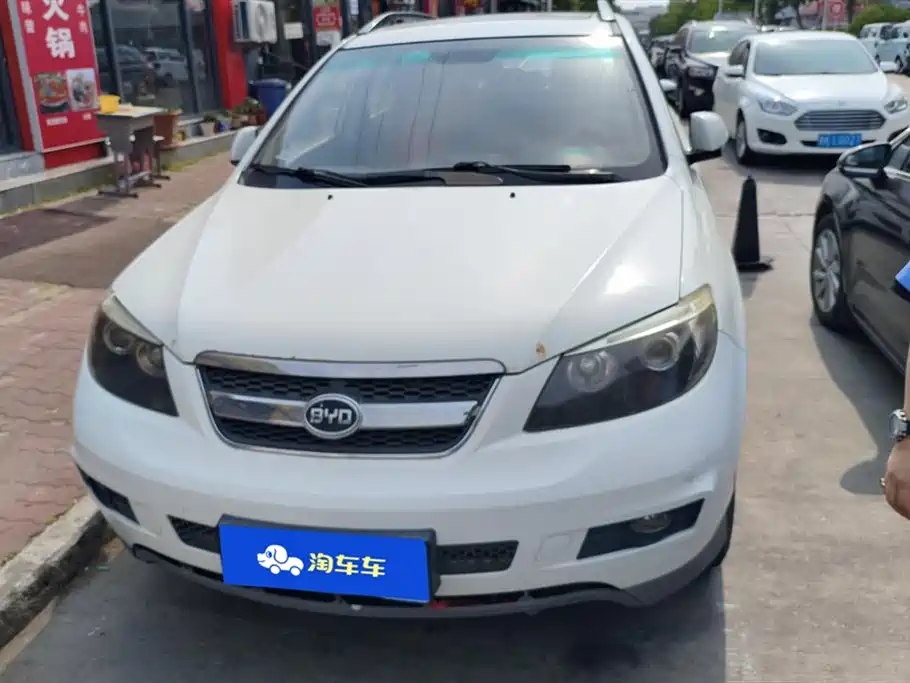 BYD S6 — миниатюра 2