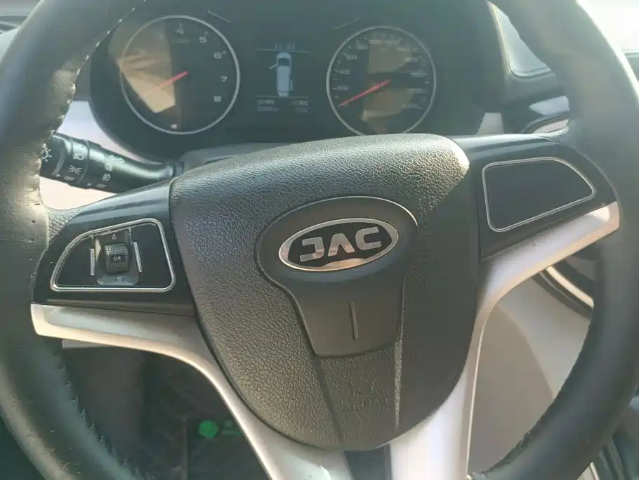 JAC Refine Refine M4 — миниатюра 15