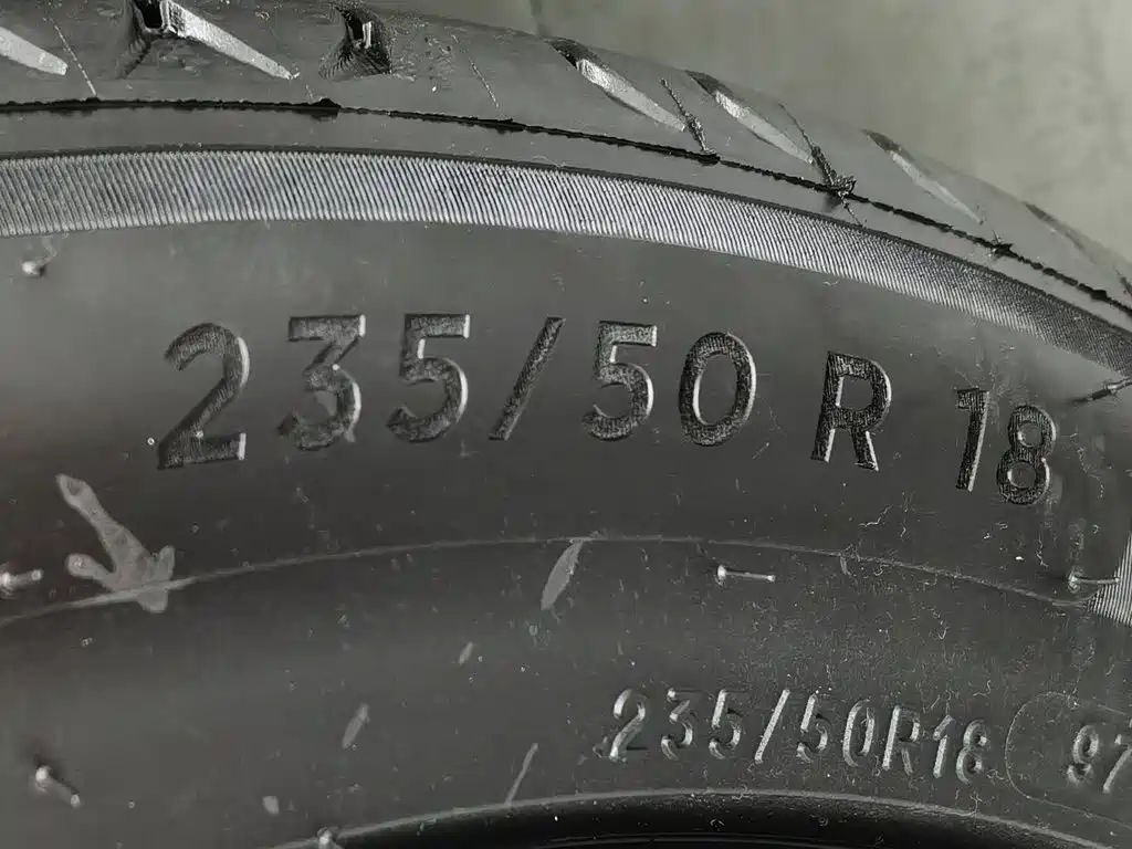 Roewe RX5 — миниатюра 24