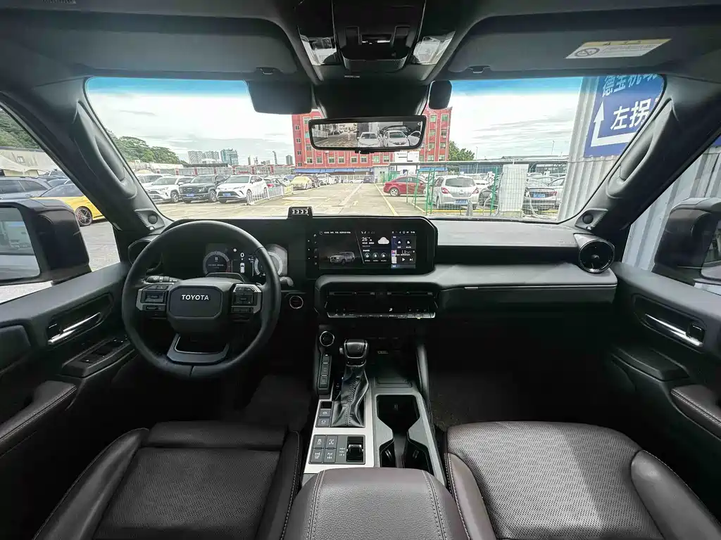 Toyota Prado — миниатюра 16