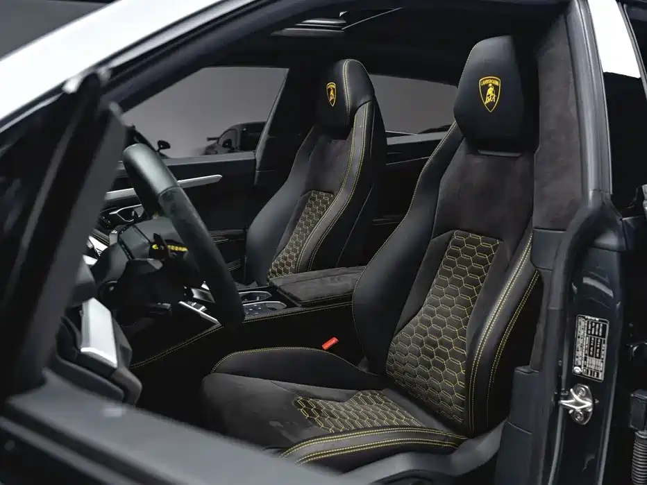 Lamborghini Urus — миниатюра 9