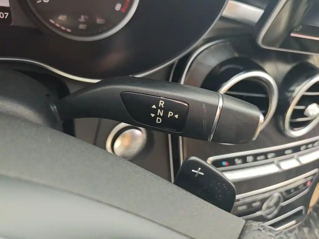 Mercedes-Benz C-Class — миниатюра 14