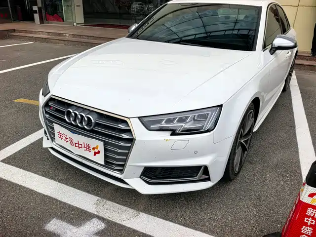 Audi S — фото 1