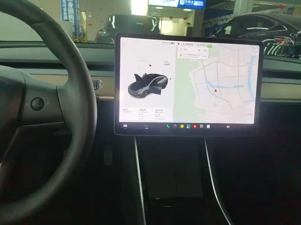 Tesla Model 3 — миниатюра 13