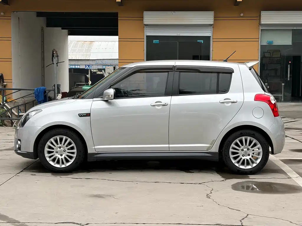 Suzuki Swift — миниатюра 15