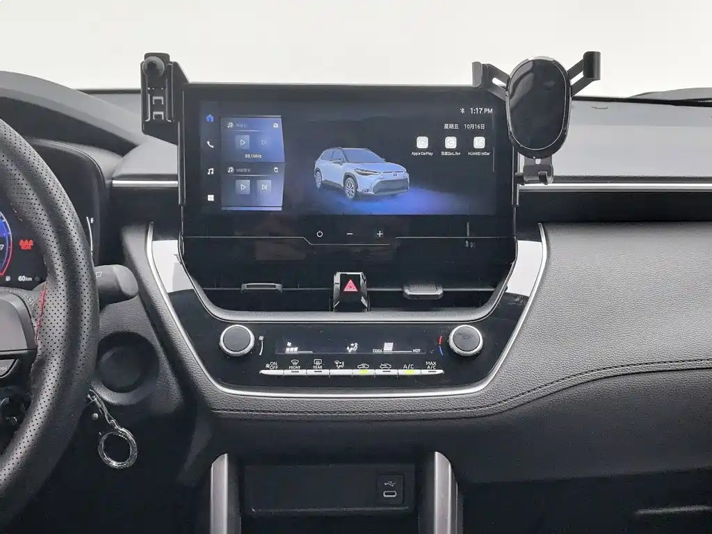 Toyota Frontlander — миниатюра 12