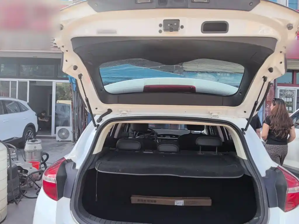 Geely Emgrand GS — миниатюра 19