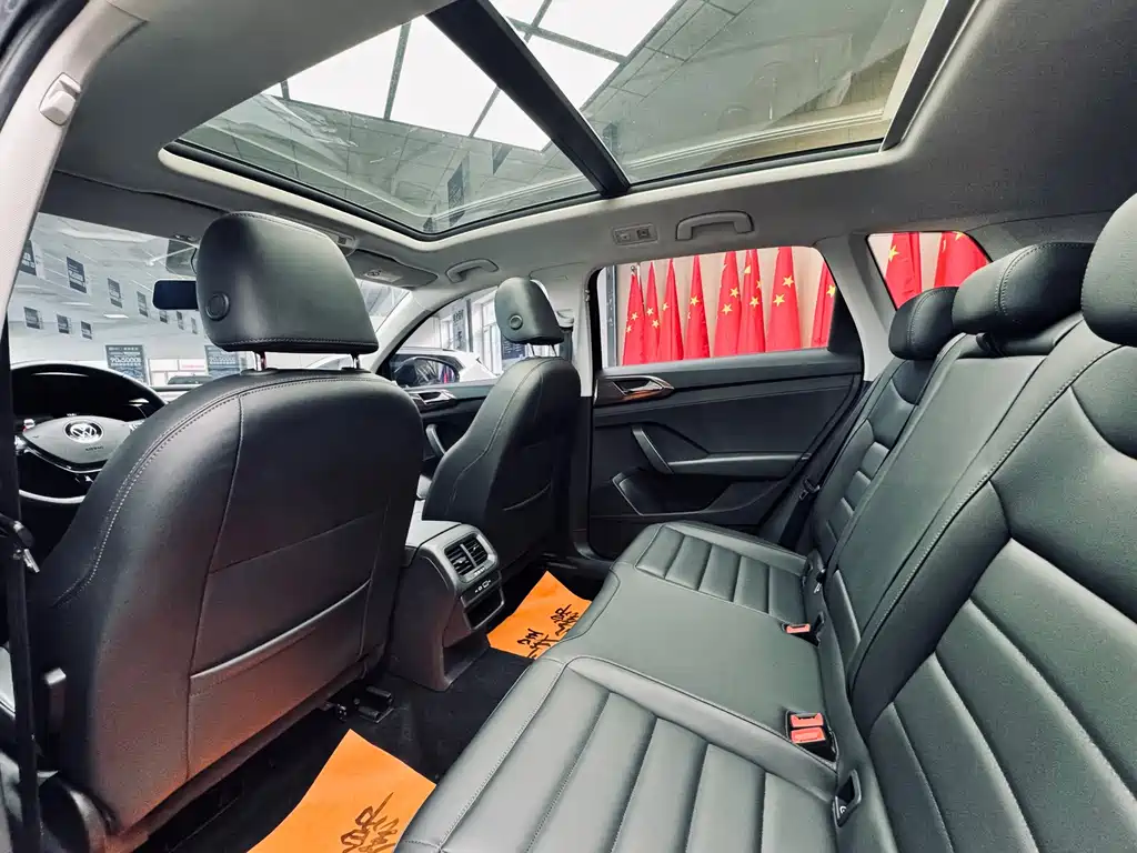 Volkswagen Tharu — миниатюра 15