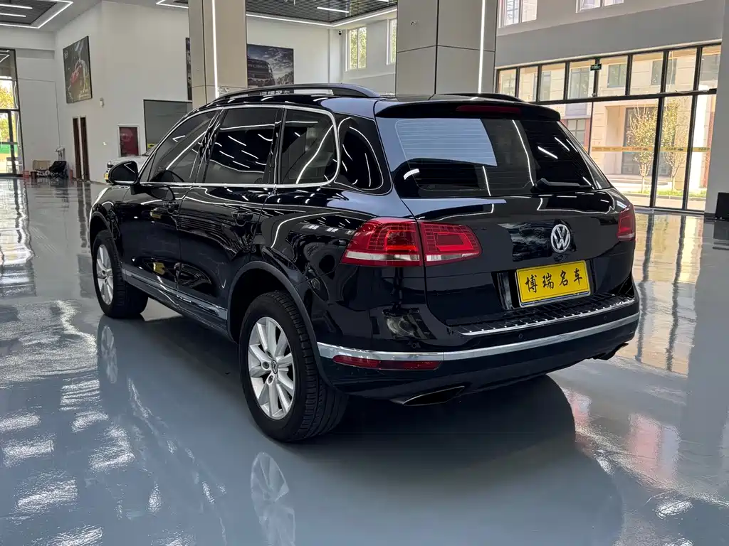 Volkswagen Touareg — миниатюра 16