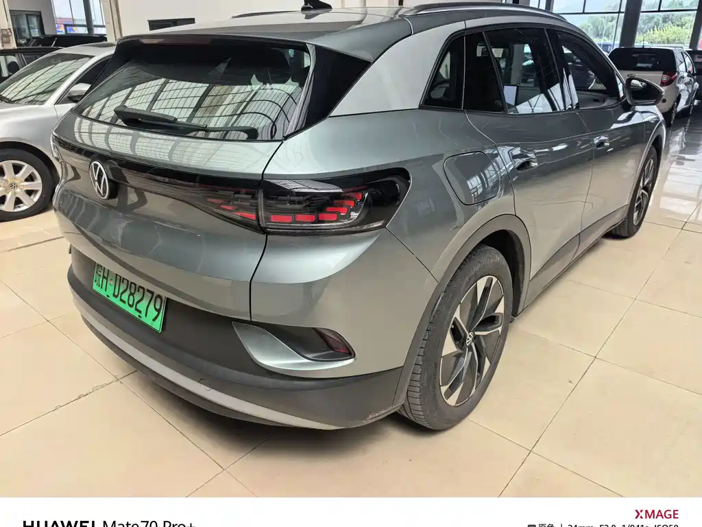 Volkswagen ID.4 Crozz — миниатюра 3