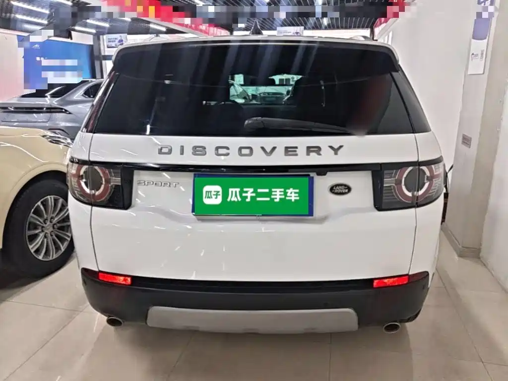 Land Rover Discovery Sport — миниатюра 6
