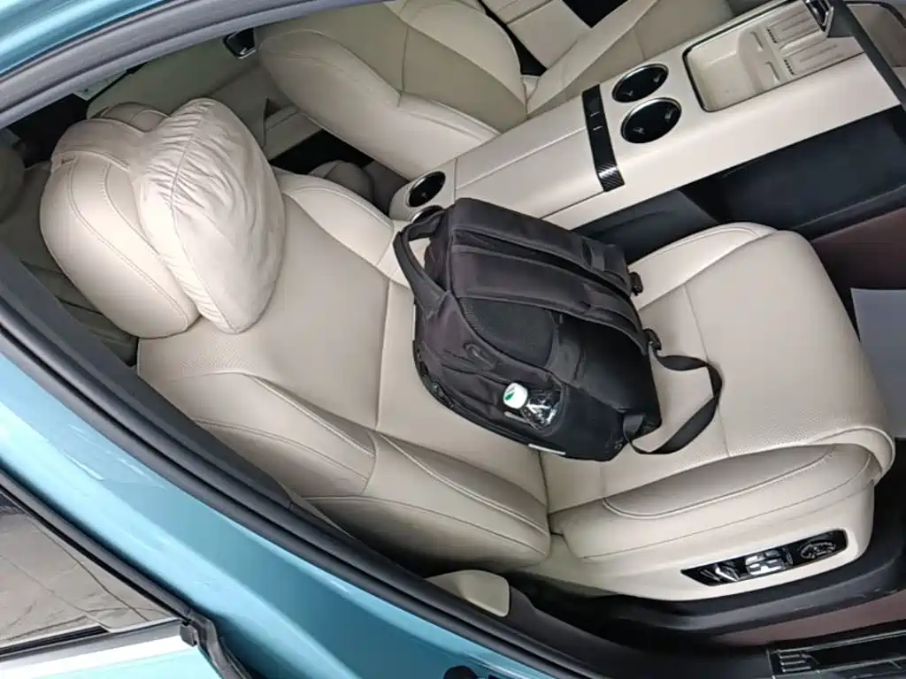 Li Auto Li L8 — миниатюра 25