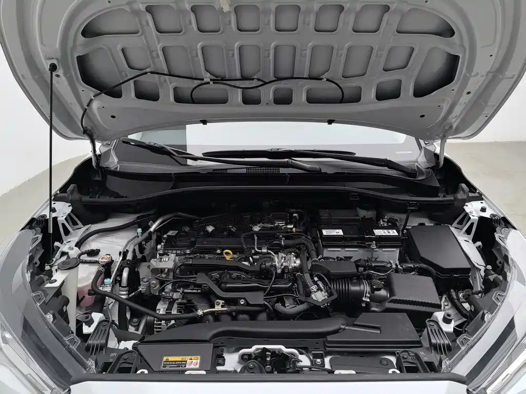 Toyota Frontlander — миниатюра 6