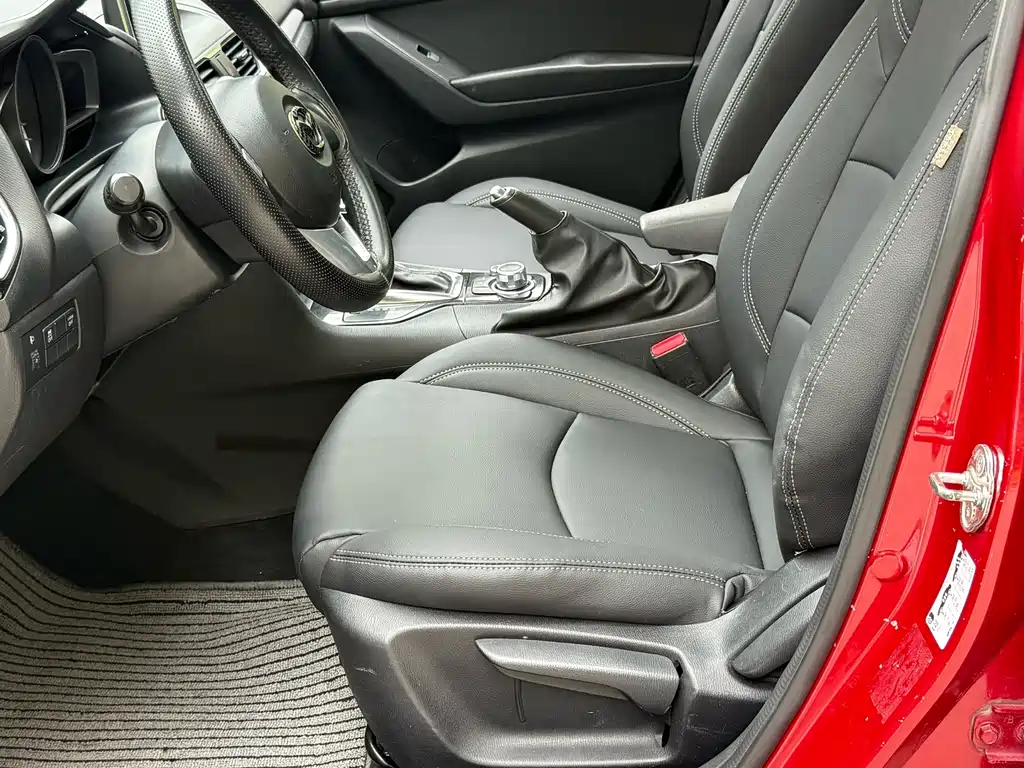 Mazda 3 Axela — миниатюра 7