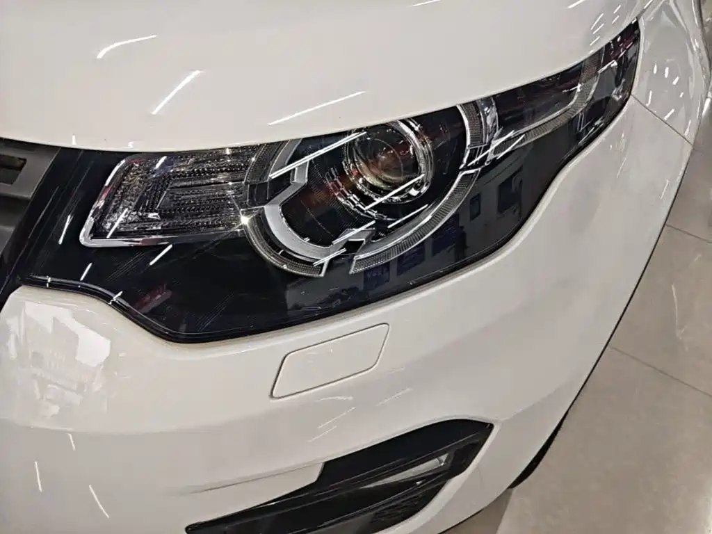Land Rover Discovery Sport — миниатюра 24