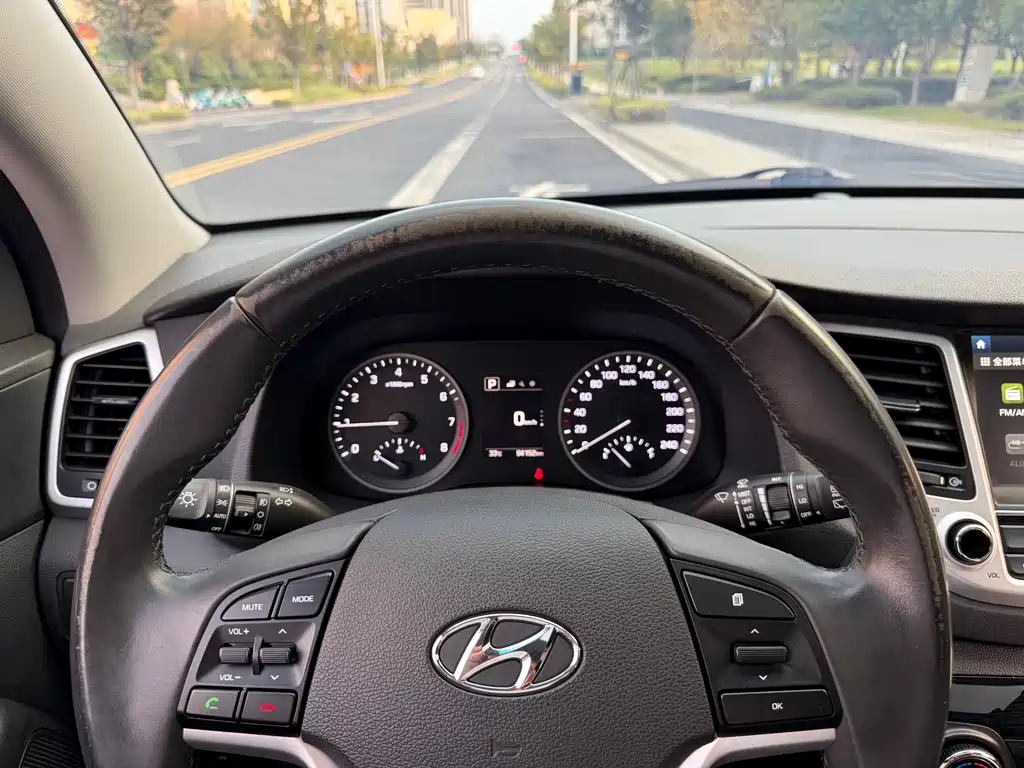 Hyundai Tucson — миниатюра 17