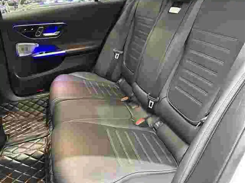 Mercedes-Benz C-Class — миниатюра 8