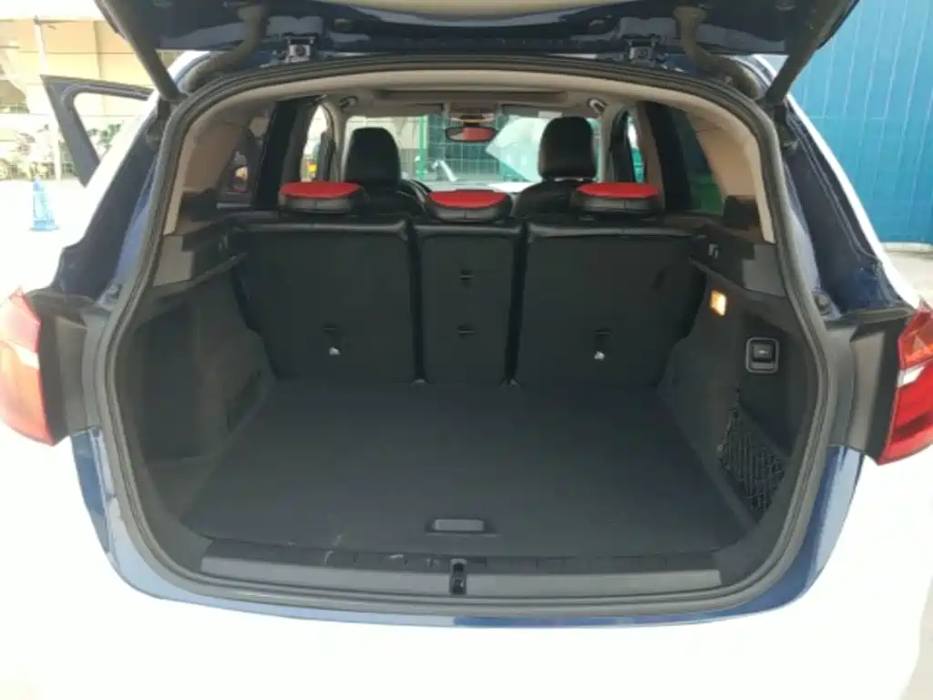 BMW 2 Series Active Tourer — миниатюра 19
