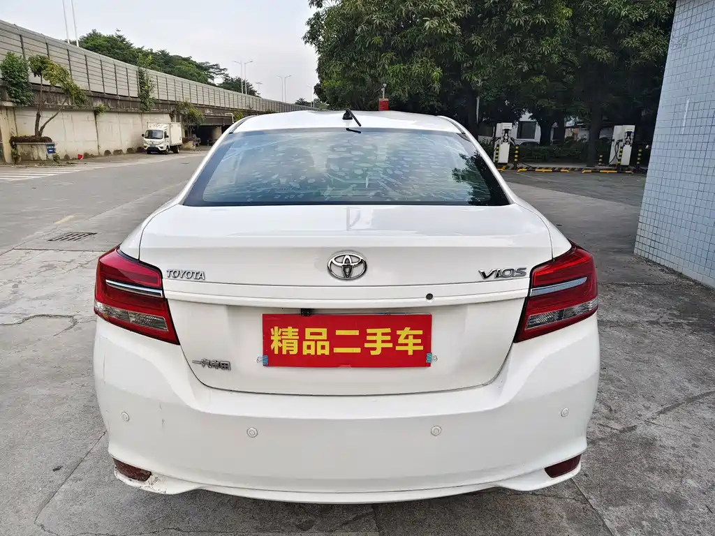 Toyota Vios — миниатюра 5