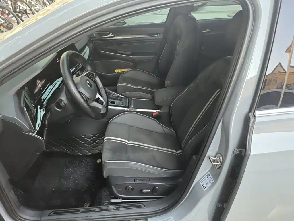 Volkswagen Golf — миниатюра 15