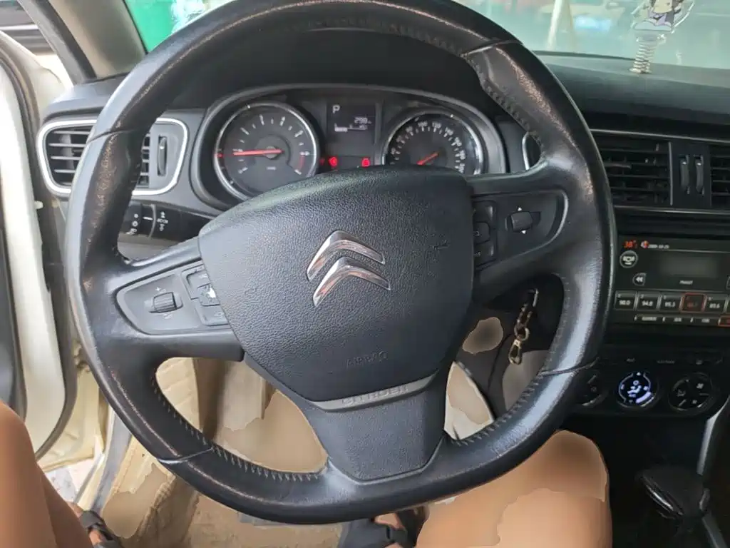 Citroen C3-XR — миниатюра 11