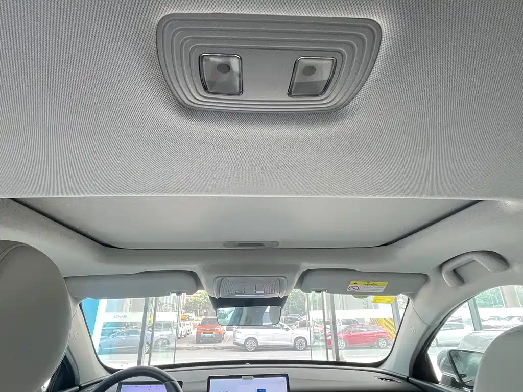 BYD Seal 05 DM-i — миниатюра 13