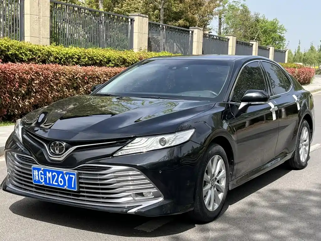 Toyota Camry 2021