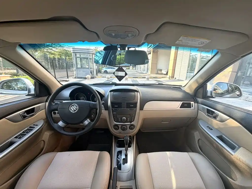 Buick Excelle — миниатюра 6
