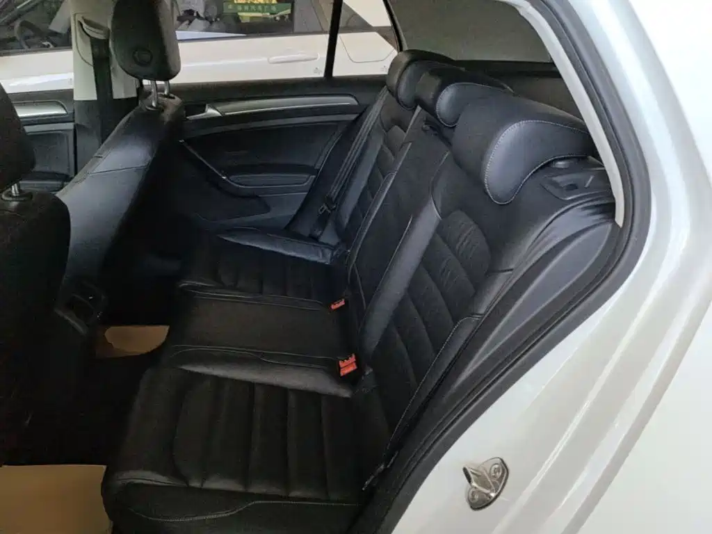 Volkswagen Golf — миниатюра 17