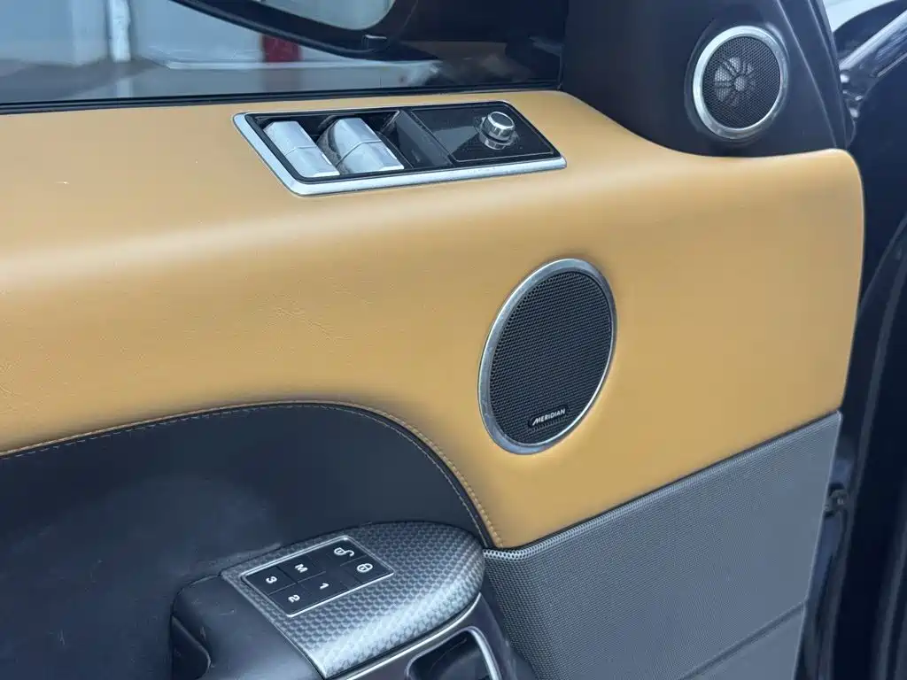 Land Rover Sport — миниатюра 8