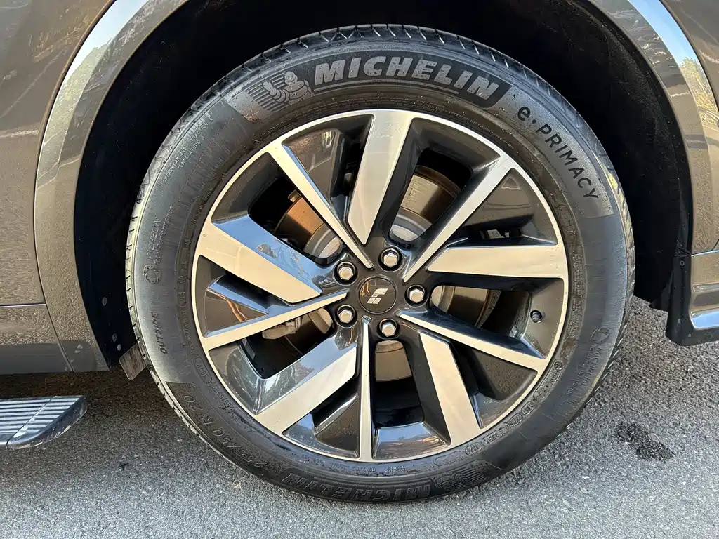 Li Auto Li L7 — миниатюра 21