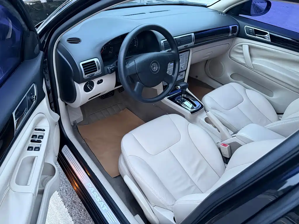 Volkswagen Passat Lingyu — миниатюра 8