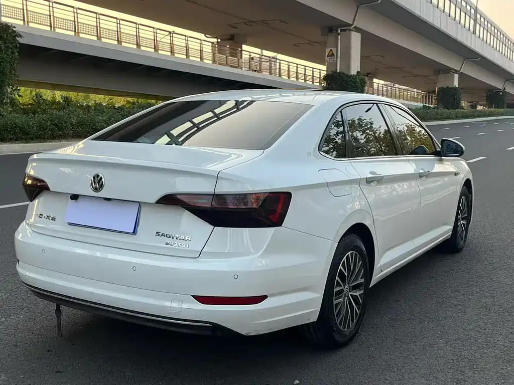 Volkswagen Sagitar — миниатюра 7